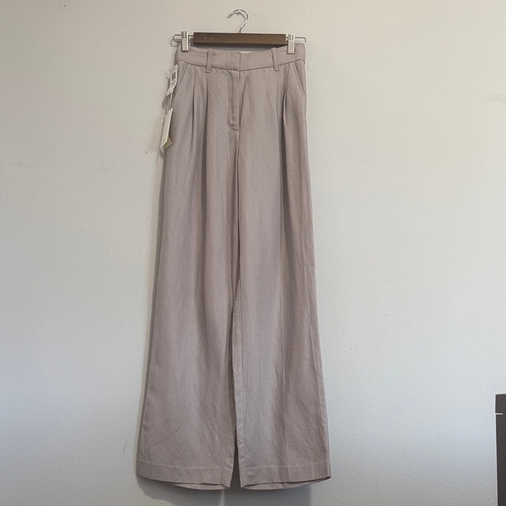 Wilfred ‘The Effortless Linen’ Trouser